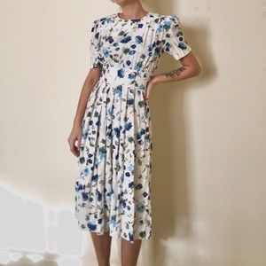 Vintage Floral Dress. Karin Stevens. Small sz 4/6